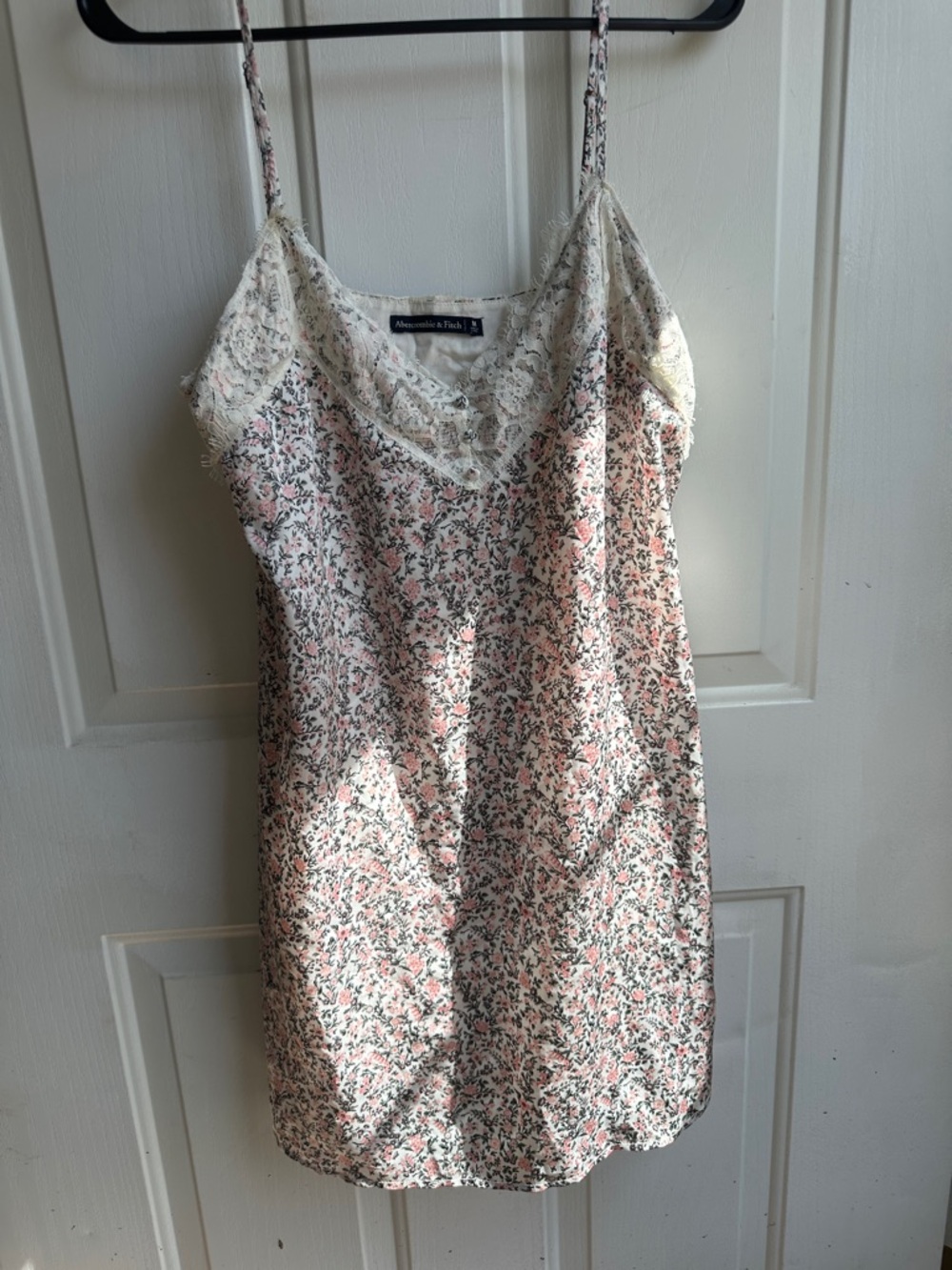Abercrombie & Fitch | Pink Floral Lace-Trim Slip Dress | MEDIUM